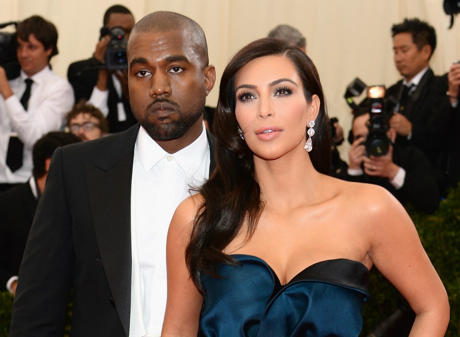 Kim e Kanye: o casal (ainda) não casado mais badalado do momento. (Foto: Getty Images)