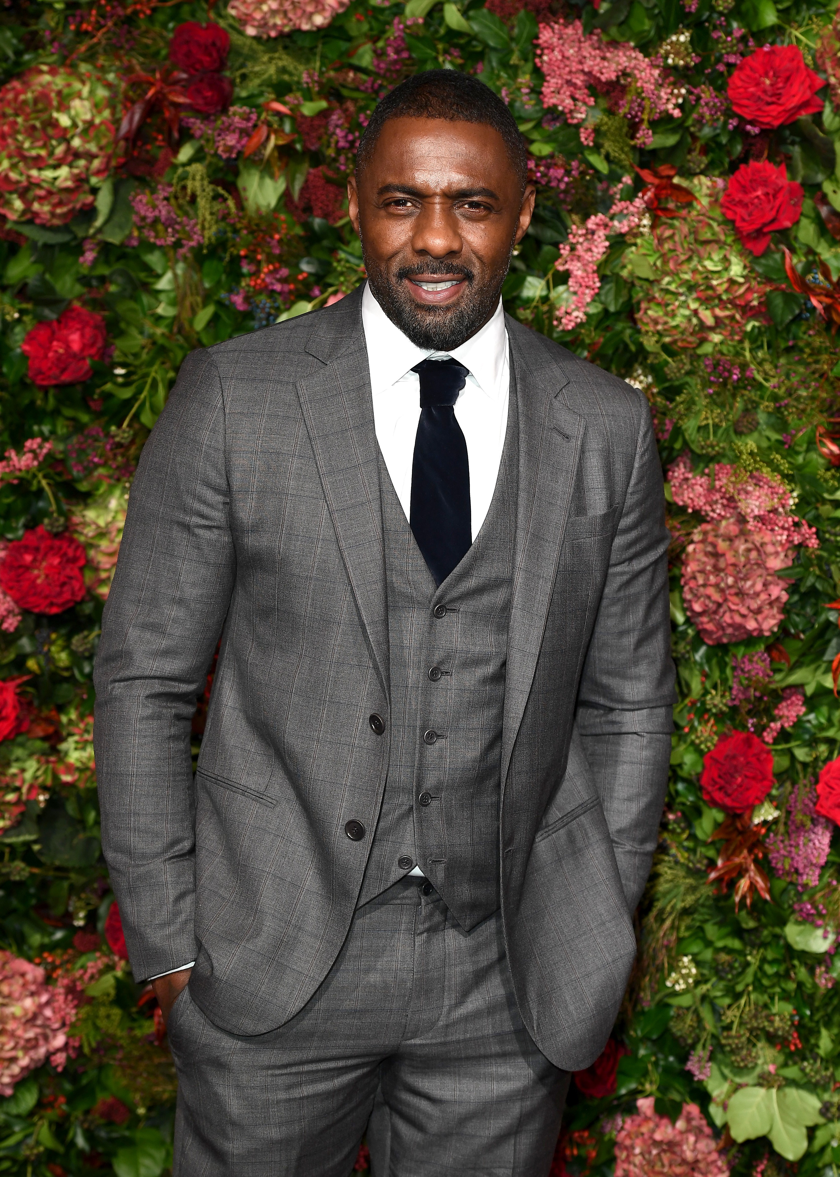 LONDON, ENGLAND - NOVEMBER 18:  Idris Elba attends the Evening Standard Theatre Awards 2018 at the Theatre Royal on November 18, 2018 in London, England. (Photo by Jeff Spicer/Getty Images) (Foto: Getty Images)
