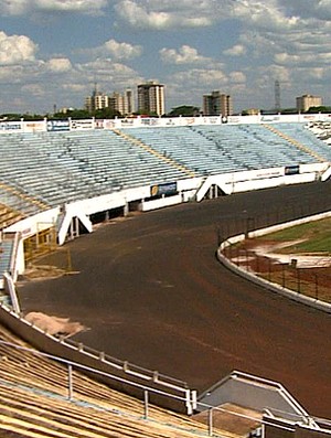 Estádio Palma Travassos, do Comercial de Ribeirão Preto (Foto: reprodução / EPTV)