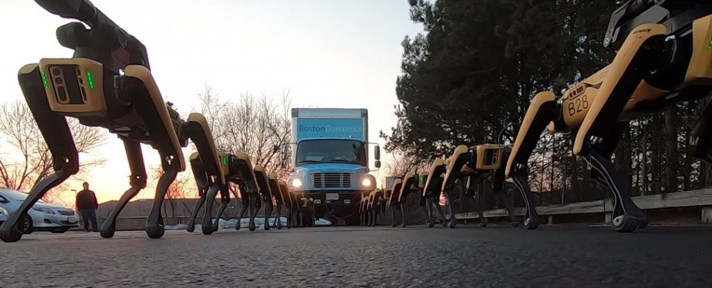 Robôs SpotMini puxam caminhão (Foto: Boston Dynamics/YouTube)