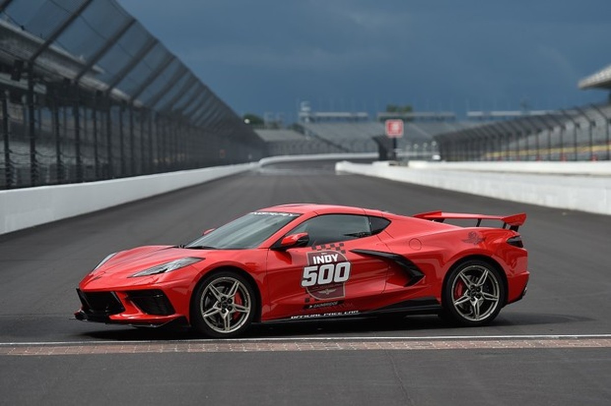 Executivo que destruiu Corvette Pace Car vai pilotar nova ...