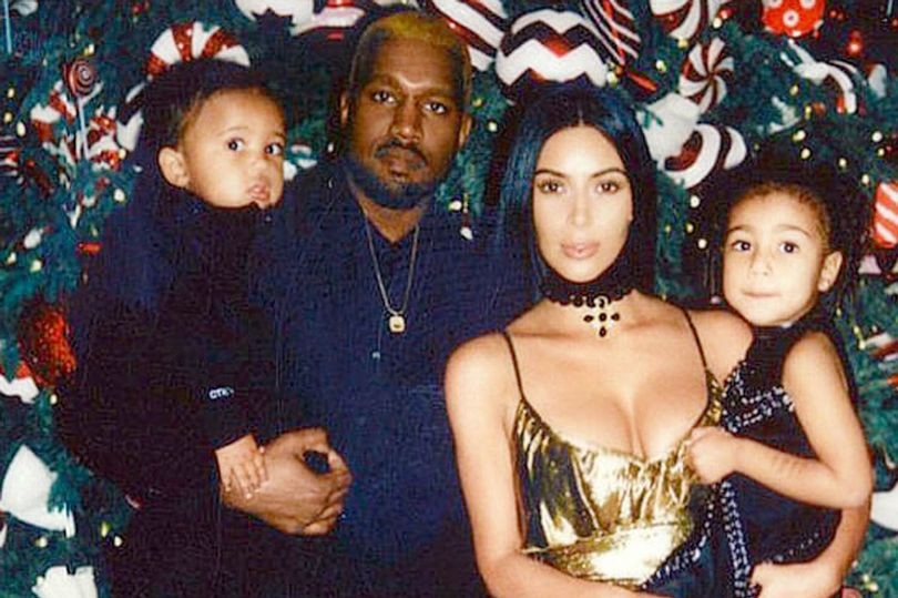 Kanye West, North, Saint, Kim Kardashian (Foto: Instagram)