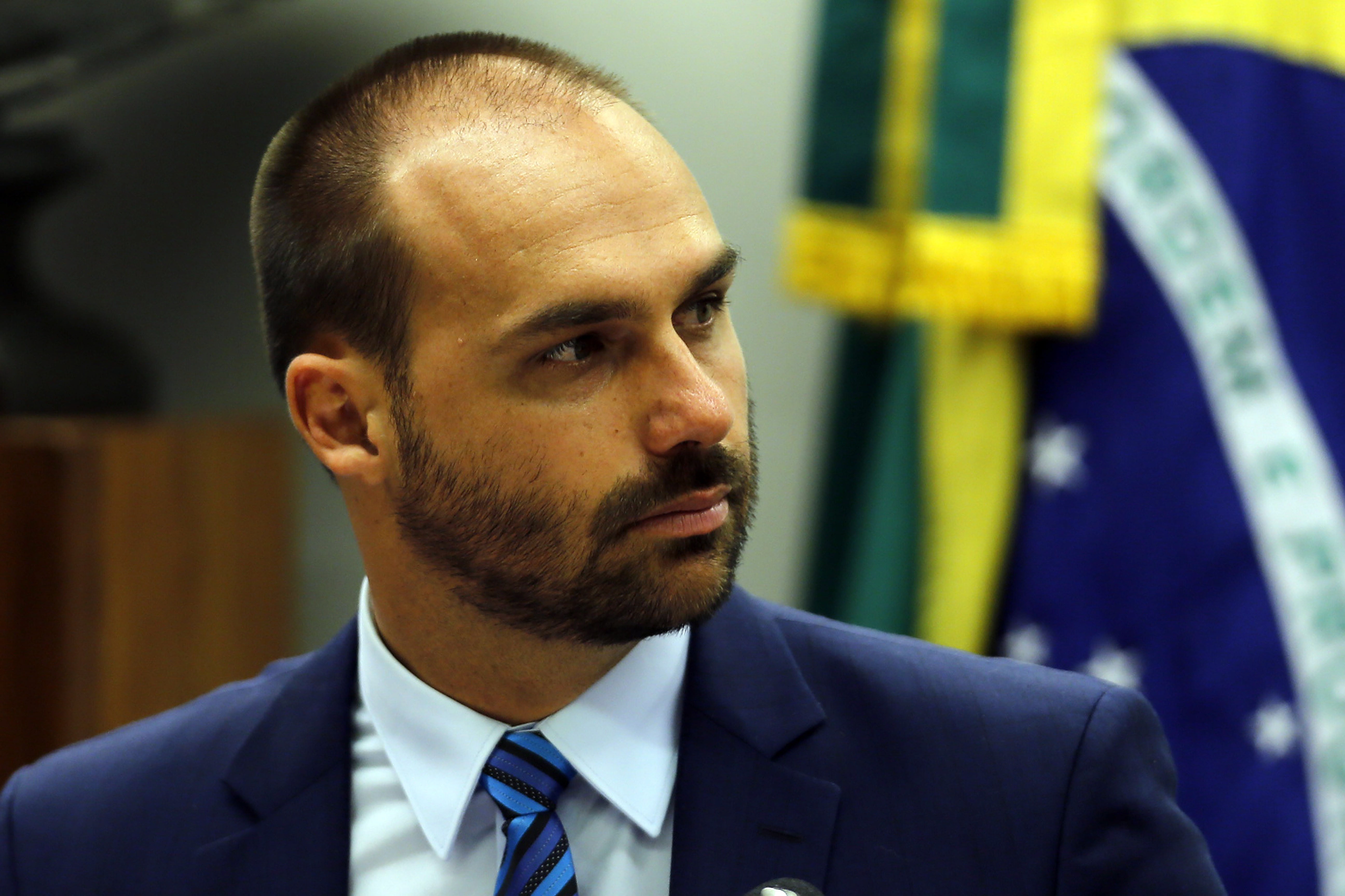 Eduardo Bolsonaro (PSL-SP) tem convocado apoiadores para que o sigam em novas redes