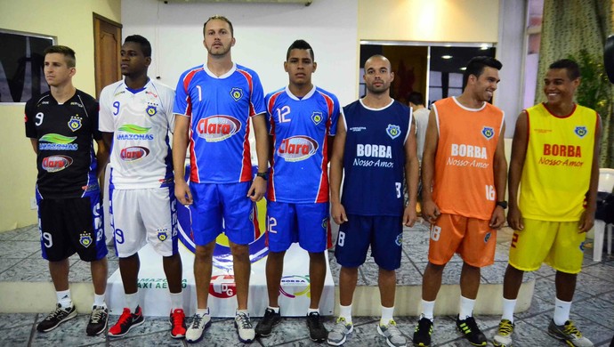 Nacional e Fast apresentam elencos nesta segunda-feira