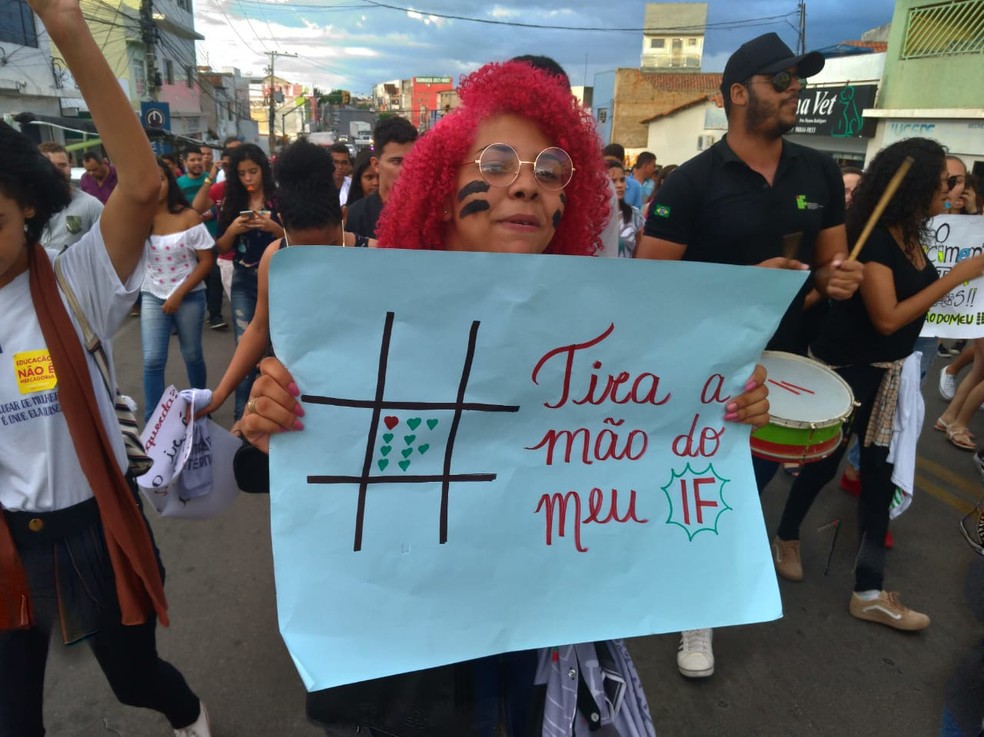 Salgueiro (PE) tem protesto contra bloqueios na educação. — Foto:  Debora Garcia de Figueredo / Arquivo pessoal 