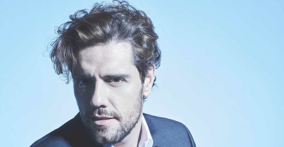 Cantor Thiago Arancam se apresenta em Salvador em novembro — Foto: Divulgação