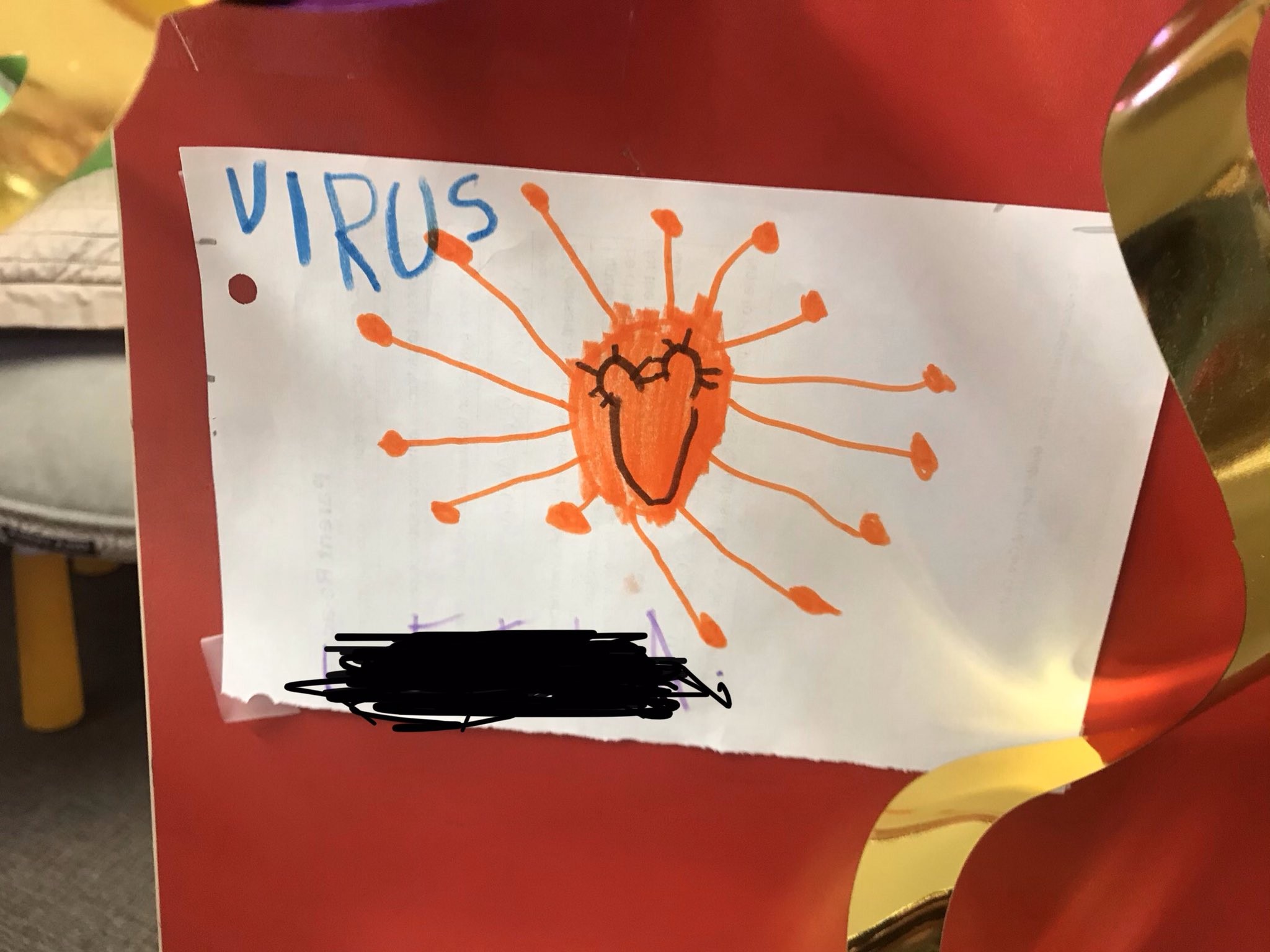 Crianças do mundo inteiro estão desenhando o coronavírus (Foto: Reprodução/ Twitter)