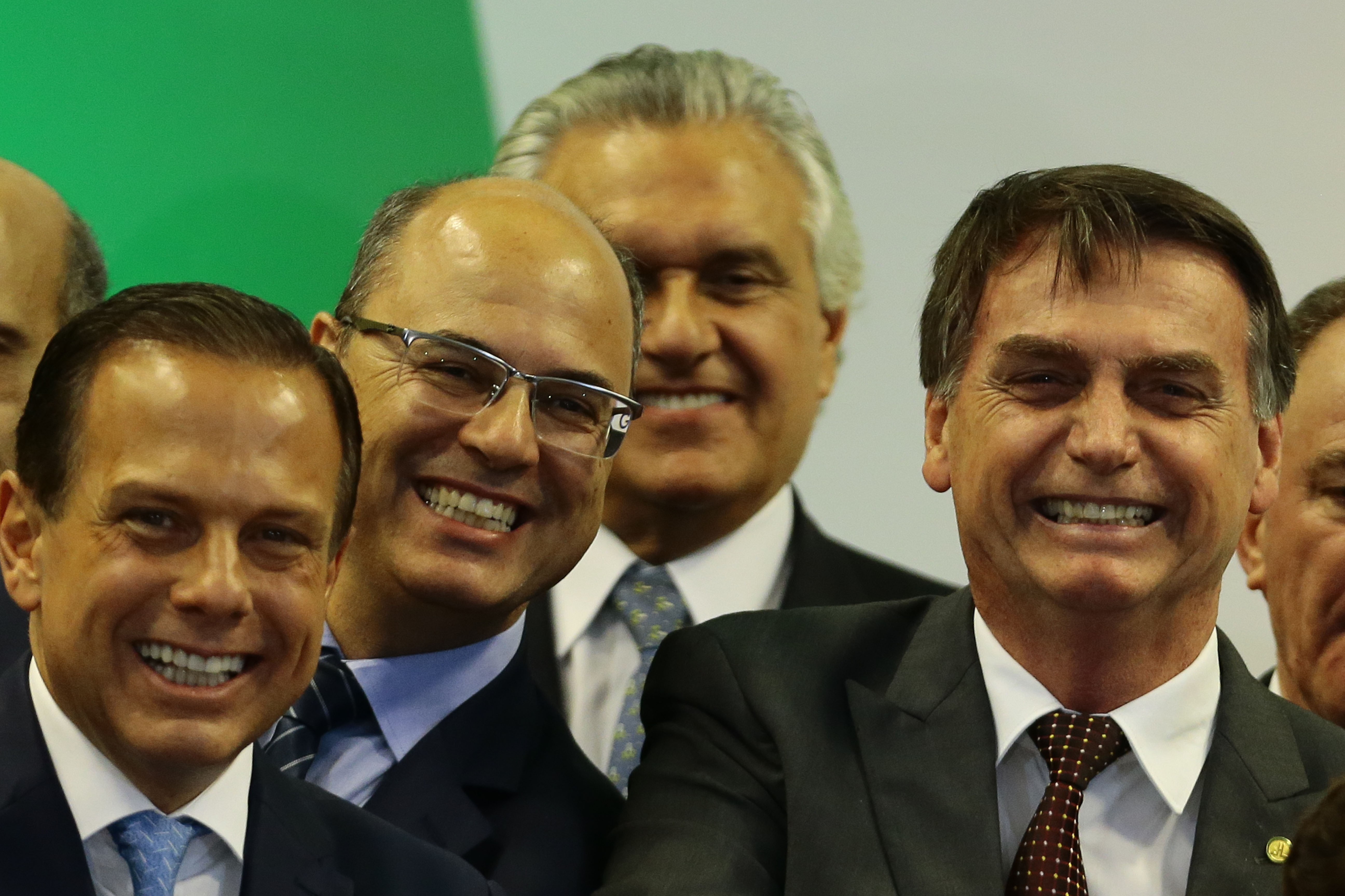 Witzel ouve de Bolsonaro: 'Eu tenho um parafuso a menos ...