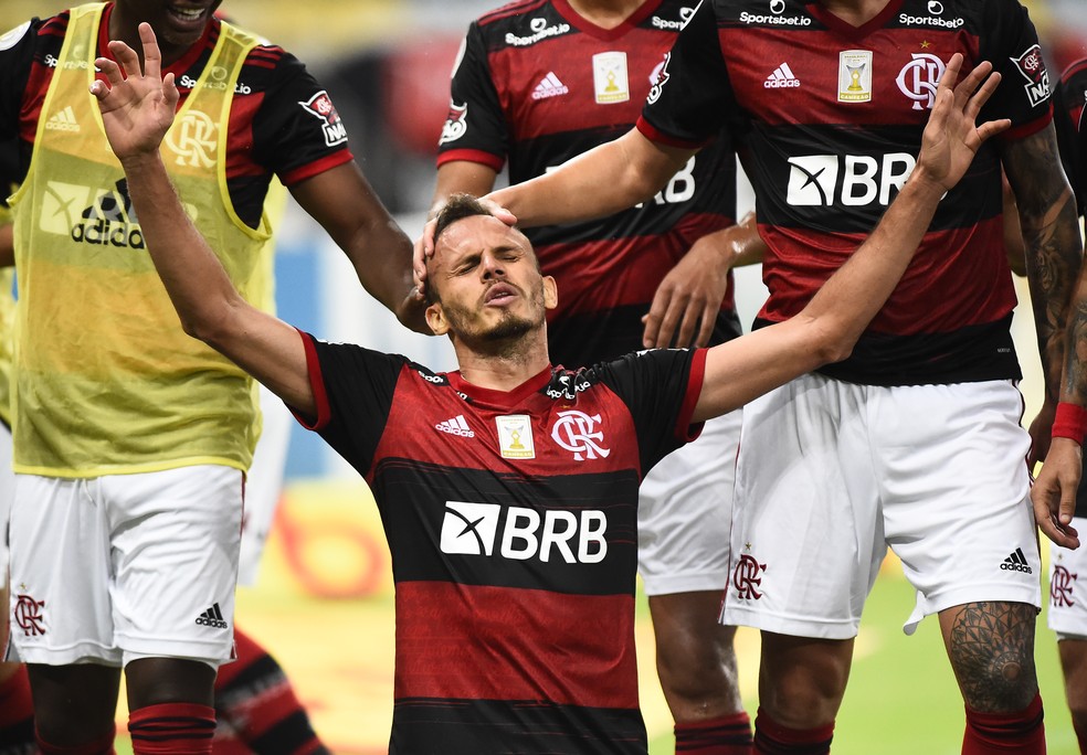 Spindel e Diego exaltam Renê em despedida do Flamengo: Você está na história