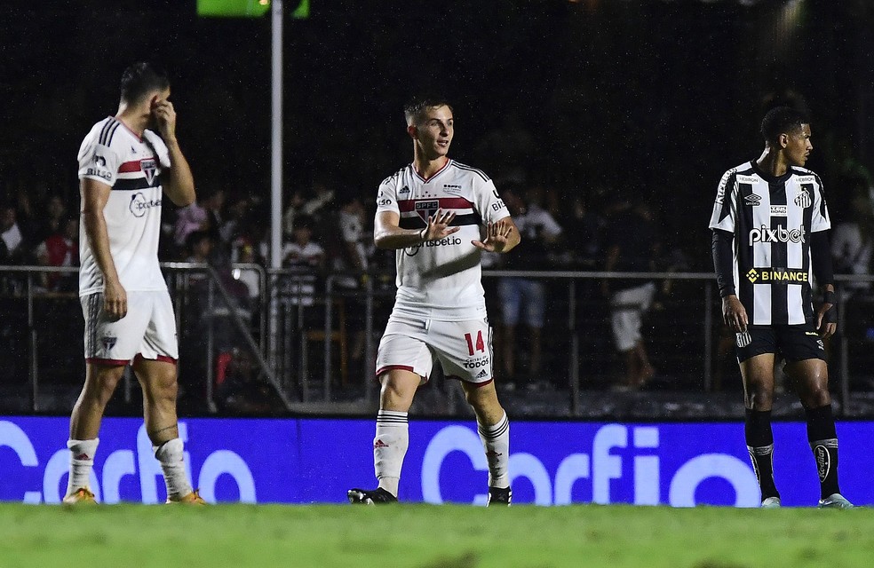 NOTAS DA PARTIDA: Galoppo e Calleri comandam vitória sobre o Santos