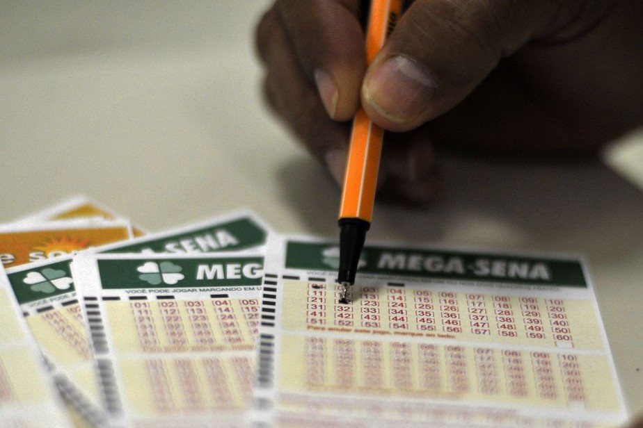 Mega-Sena sorteia prêmio acumulado em R$ 60 milhões; veja como