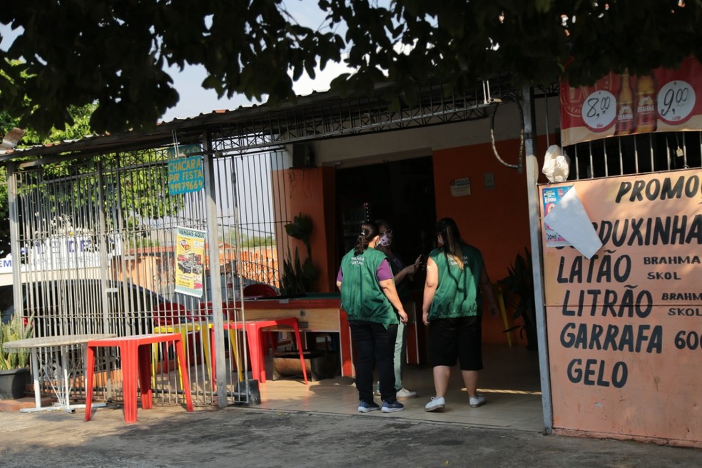 Fiscalização a bar durante a pandemia, em Nova Odessa — Foto: Divulgação/ Prefeitura de Nova Odessa