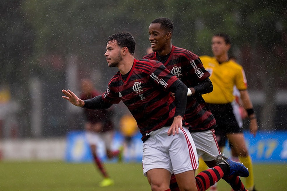Daniel Cabral marcou um dos gols do Flamemgo — Foto: Marcelo Cortes/Flamengo
