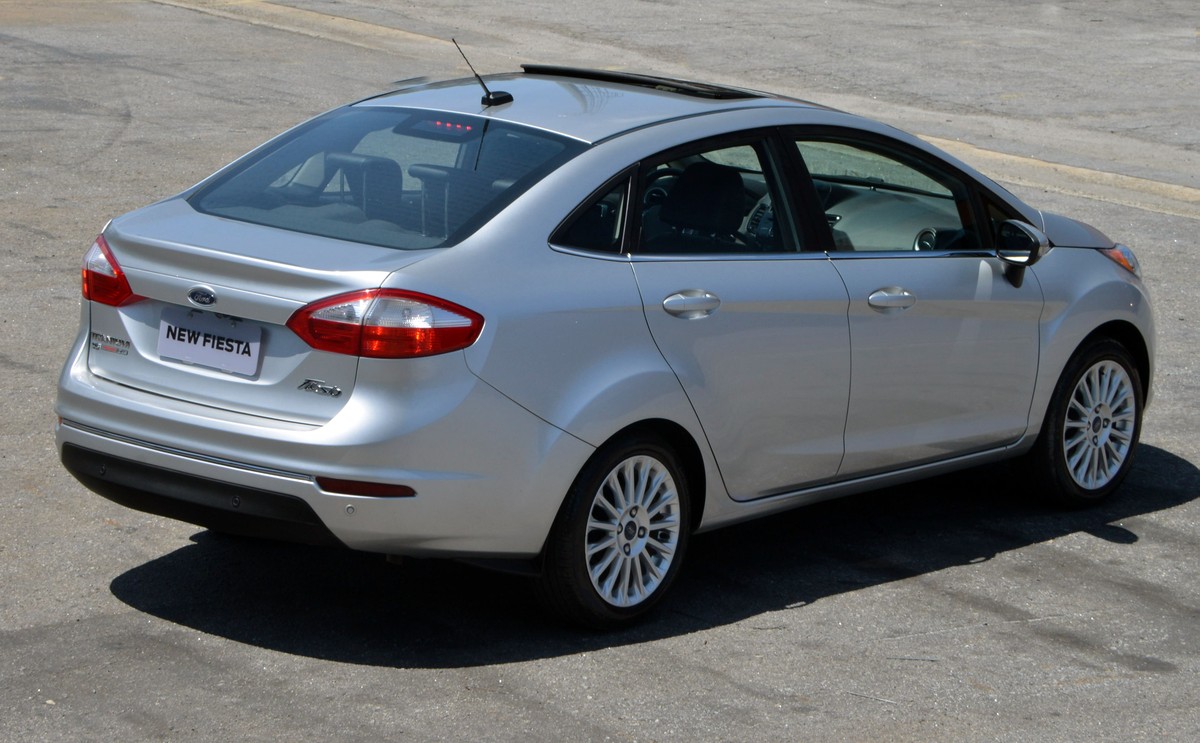 Ford fiesta sedan