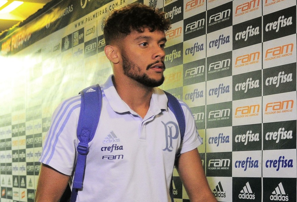 Justiça derruba bloqueio de R$ 200 milhões de Gustavo Scarpa e do Palmeiras