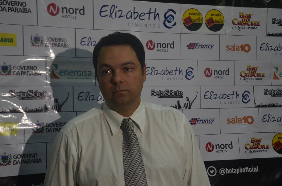 Alexandre Cavalcanti, vice-presidente jurídico Botafogo-PB é o único autorizado pelo clube para falar sobre o Caso Warley (Foto: Cisco Nobre / GloboEsporte.com)