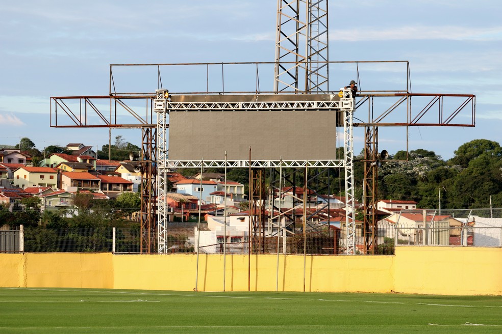 Telao Gramado Cuidado E Vestiario Reformado Como Esta O Nabi Apos A 1Âª Fase Da Reforma Vale Do Paraiba Regiao Ge