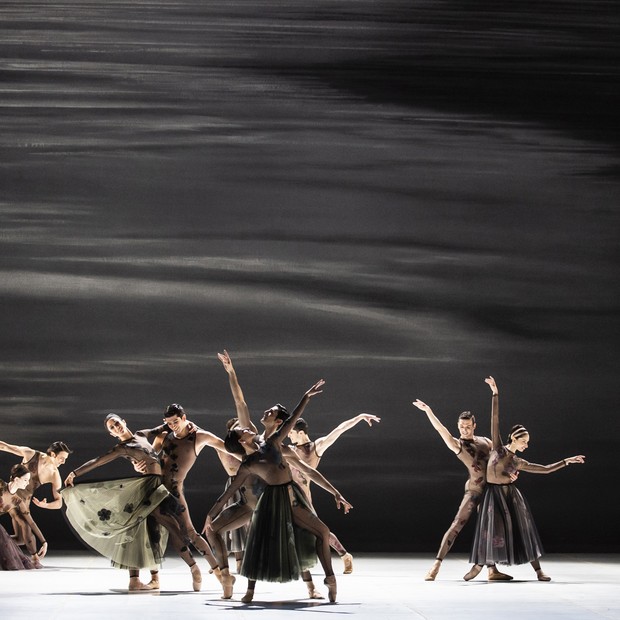 Ballet Nuit Blanche Dior (Foto: Divulgação)