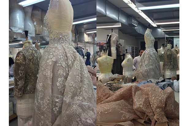 Couture gowns in progress in Saab's Beirut atelier, destined for glittering events... (Foto: @SuzyMenkesVogue)