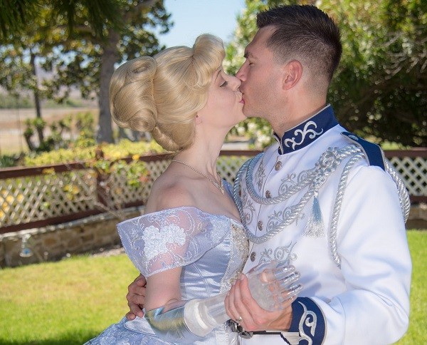 Mandy e Ryan Pursley como Cinderela e Príncipe Encantado (Foto: Facebook)