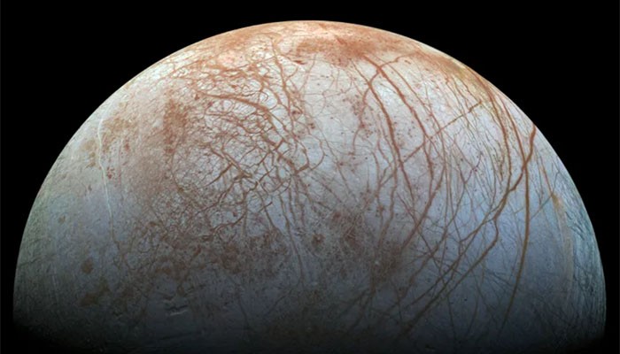Europa é a lua gelada de Júpiter  (Foto: NASA)