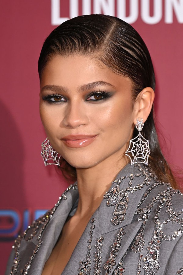 LONDON, ENGLAND - DECEMBER 05: Zendaya attends a photocall for "Spiderman: No Way Home" at The Old Sessions House on December 05, 2021 in London, England. (Photo by Karwai Tang/WireImage) (Foto: WireImage)