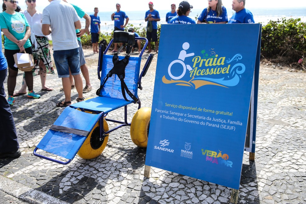 Praias Do Parana Tem Cadeiras Anfibias Gratuitas Para Pessoas Com Dificuldades De Locomocao Veja Onde Encontrar Ferias Parana G1