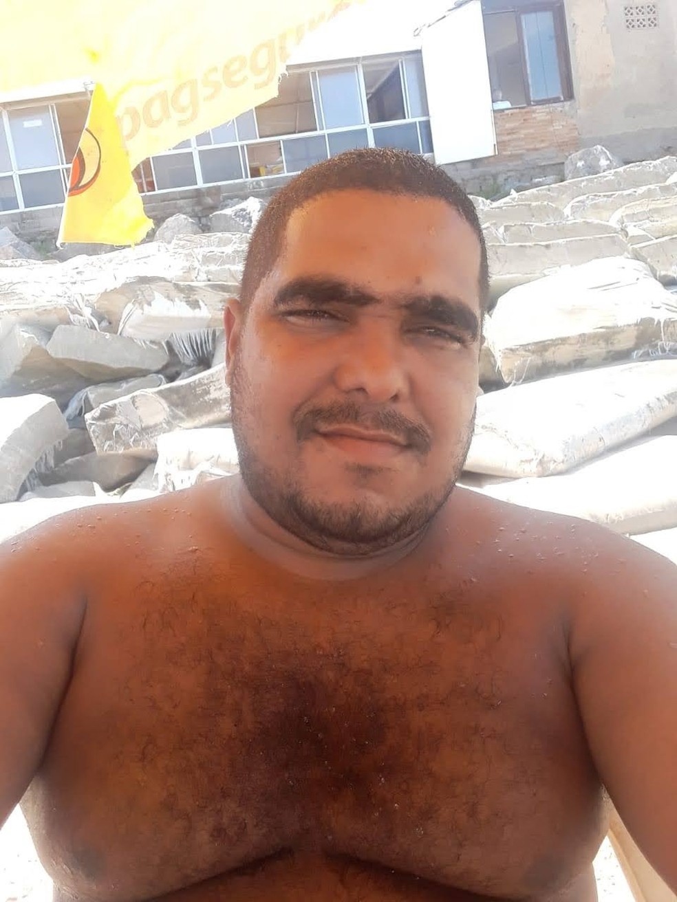 Jonas Seixas desapareceu no dia 9 de outubro após abordagem policial no bairro do Jacintinho, em Maceió, AL — Foto: Arquivo pessoal