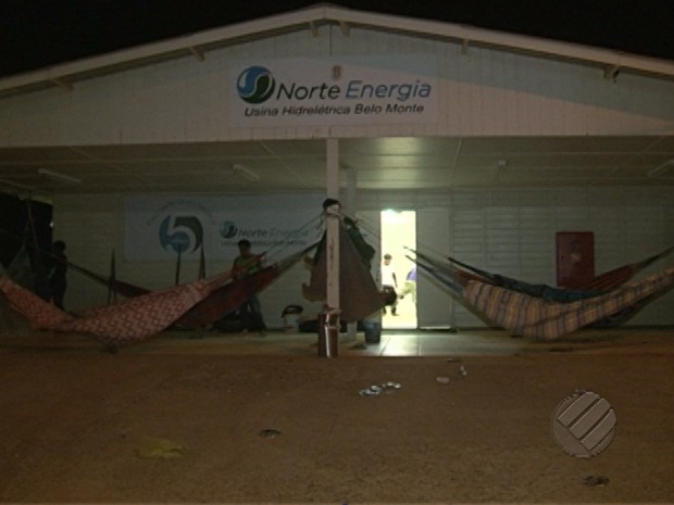 Índios ocupam escritório da Norte Energia, em Altamira (Foto: Reprodução/TV Liberal)