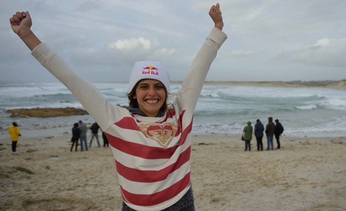 Nicole Pacelli é campeã mundial de Stand Up Paddle (Foto: Divulgação / Waterman League )