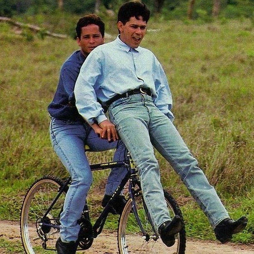 Leonardo Faz Homenagem Para O Irmao Leandro 23 Anos De Sua Partida Famosos Gshow