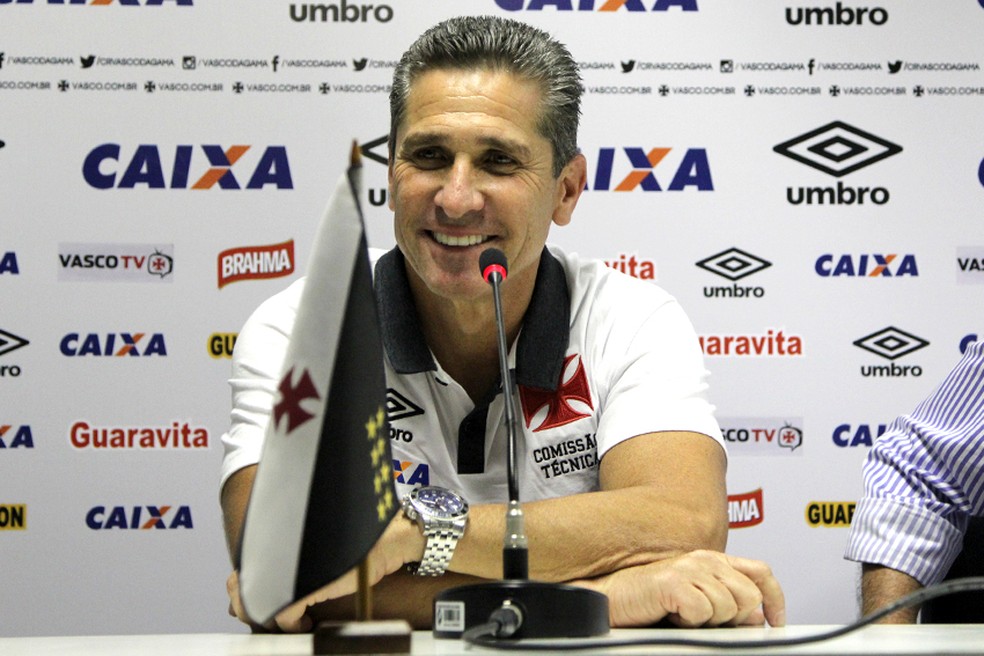 Jorginho em sua apresentação no Vasco em 2015 (Foto: Paulo Fernandes/Vasco.com.br)