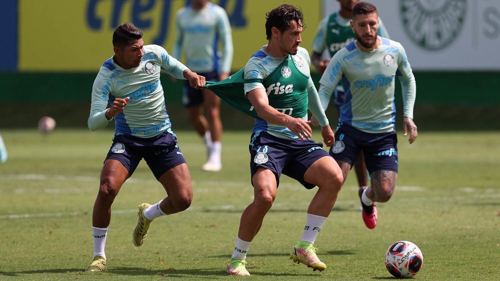 Com um desfalque, Palmeiras treina de olho na semifinal com Ituano; veja provável escalação