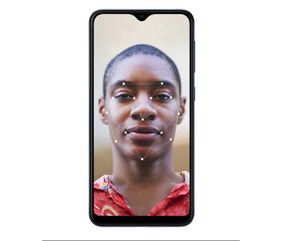 Galaxy A10 conta com reconhecimento facial — Foto: Divulgação/Samsung