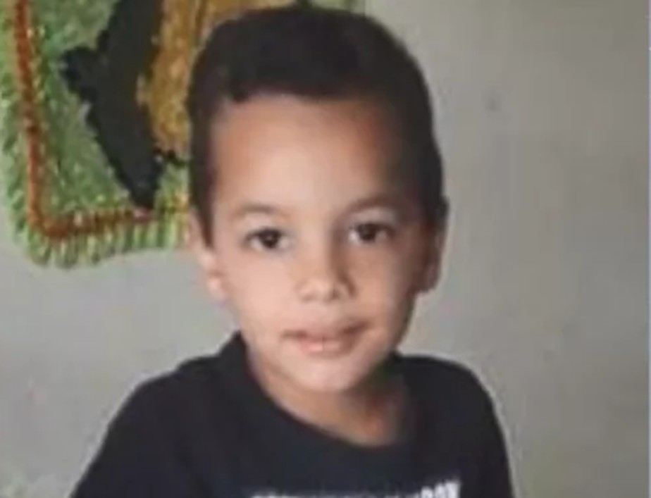 Ricardo Coelho Rodrigues, de 7 anos, foi morto a tiros em Cariacica (ES) em 14 de abril de 2022