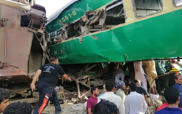 Acidente ferroviário deixa mortos e feridos no Paquistão | Mundo | G1