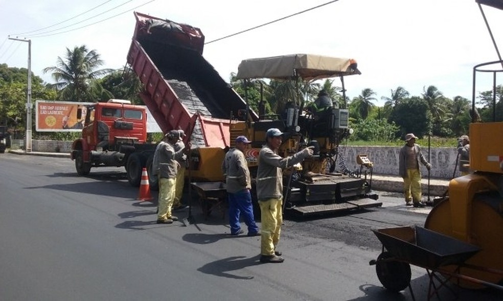 Serviços que começam nesta segunda (27) devem concluir recapeamento iniciado em 2016, na avenida Ayrton Senna, em Natal (Foto: Divulgação/Prefeitura de Natal)