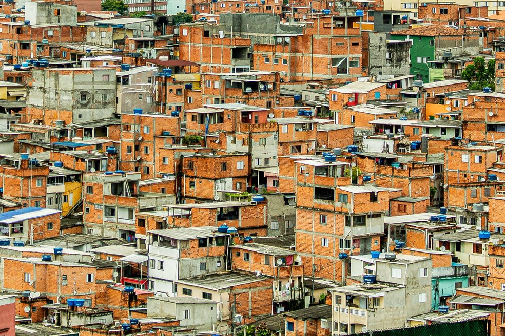 Vista da comunidade de Paraisópolis, zona sul de São Paulo, considerada uma das maiores favelas da América Latina.  — Foto: VAN CAMPOS/ESTADÃO CONTEÚDO