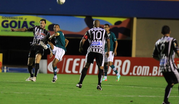Goiás x Botafogo-PB (Foto: Weimer Carvalh / Vipcomm)