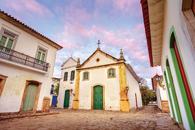 Nossa Senhora do RosÃ¡rio Church is located in Paraty, one of the first cities in Brazil where the portuguese left their finger prints in the archtecture of the city. (Foto: Getty Images/iStockphoto)