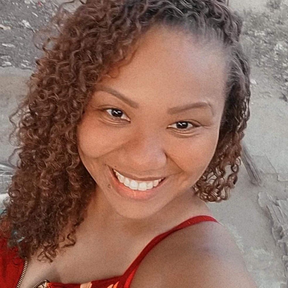  Priscilla Maurício da Cruz, de 37 anos, morreu de acidente — Foto: Facebook/Reprodução