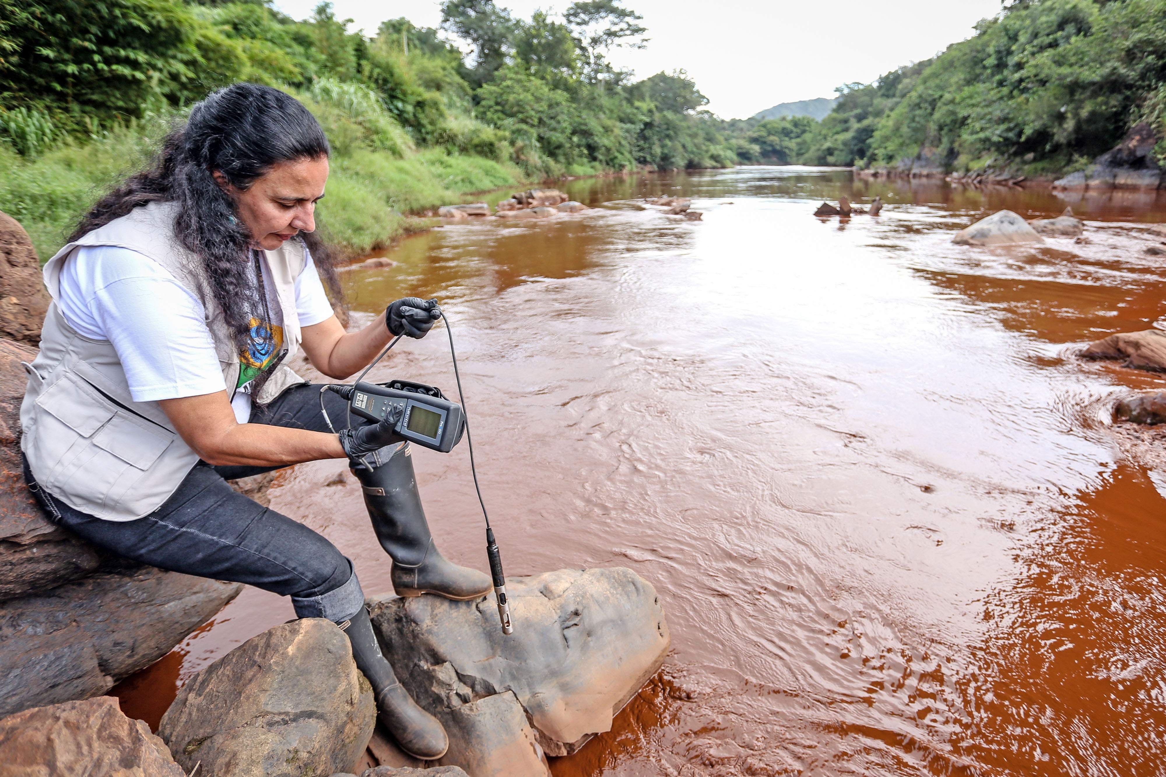 Expedição conta com biólogos, advogados e geólogos (Foto: Gaspar Nóbrega/ SOS Mata Atlântica.) Expedição conta com biólogos, advogados e geólogos (Foto: Gaspar Nóbrega/ SOS Mata Atlântica.)
