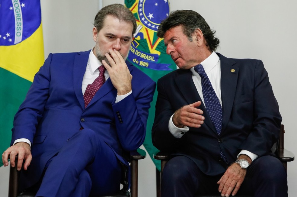 Os ministros do STF Dias Toffoli e Luiz Fux, em imagem de 25 de setembro â€” Foto: Alan Santos/PR