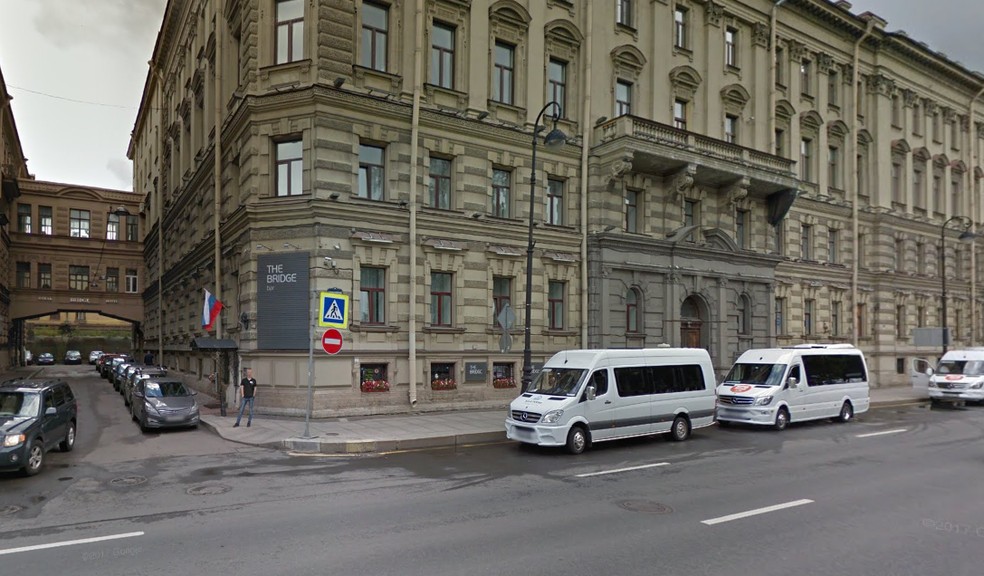 Fachada de prÃ©dio onde fica albergue que pegou fogo em SÃ£o Petersburgo (Foto: ReproduÃ§Ã£o/Google Maps)
