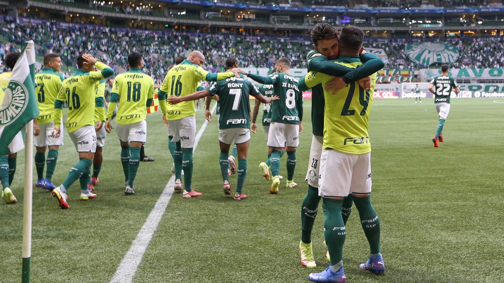 Jogadores do Palmeiras festejam vitria sobre o Inter  Foto: Cesar Greco/Palmeiras