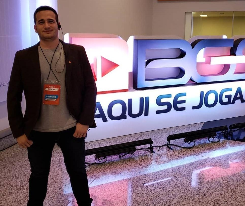 Guilherme trabalha em feiras de games  — Foto: Arquivo pessoal 