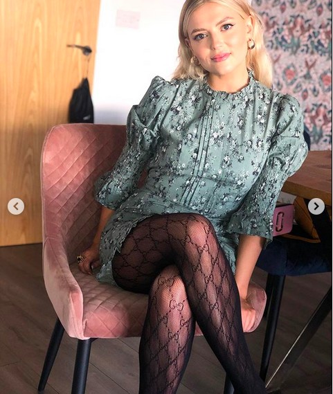 A atriz Lucy Fallon (Foto: Instagram)
