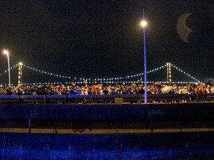 Pontes ficaram lotadas na noite de quinta (20) (Foto: Otávio Silva/Divulgação)