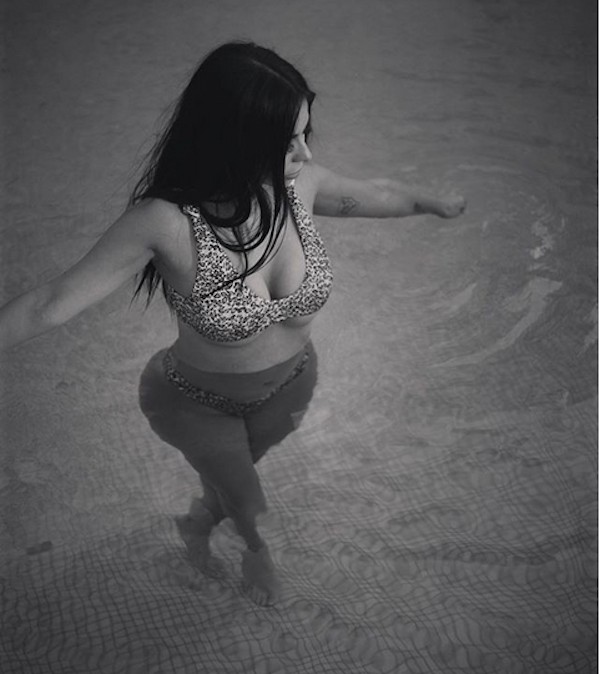 A modelo Jimena Sanchez, conhecida nas redes sociais como a Kim Kardashian mexicana (Foto: Instagram)