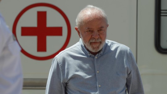 Lula está bem disposto e deve mesmo embarcar para a China no domingo, diz chefe da Secom